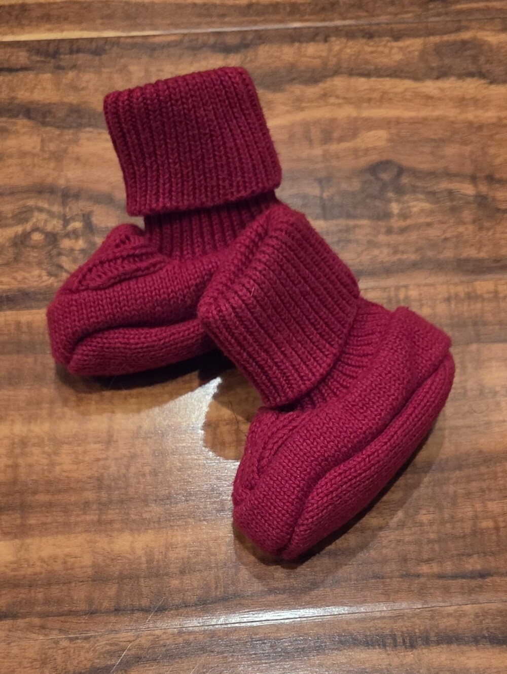Janie and Jack EUC Size 2 (3-6 Months) Red Knit Booties
